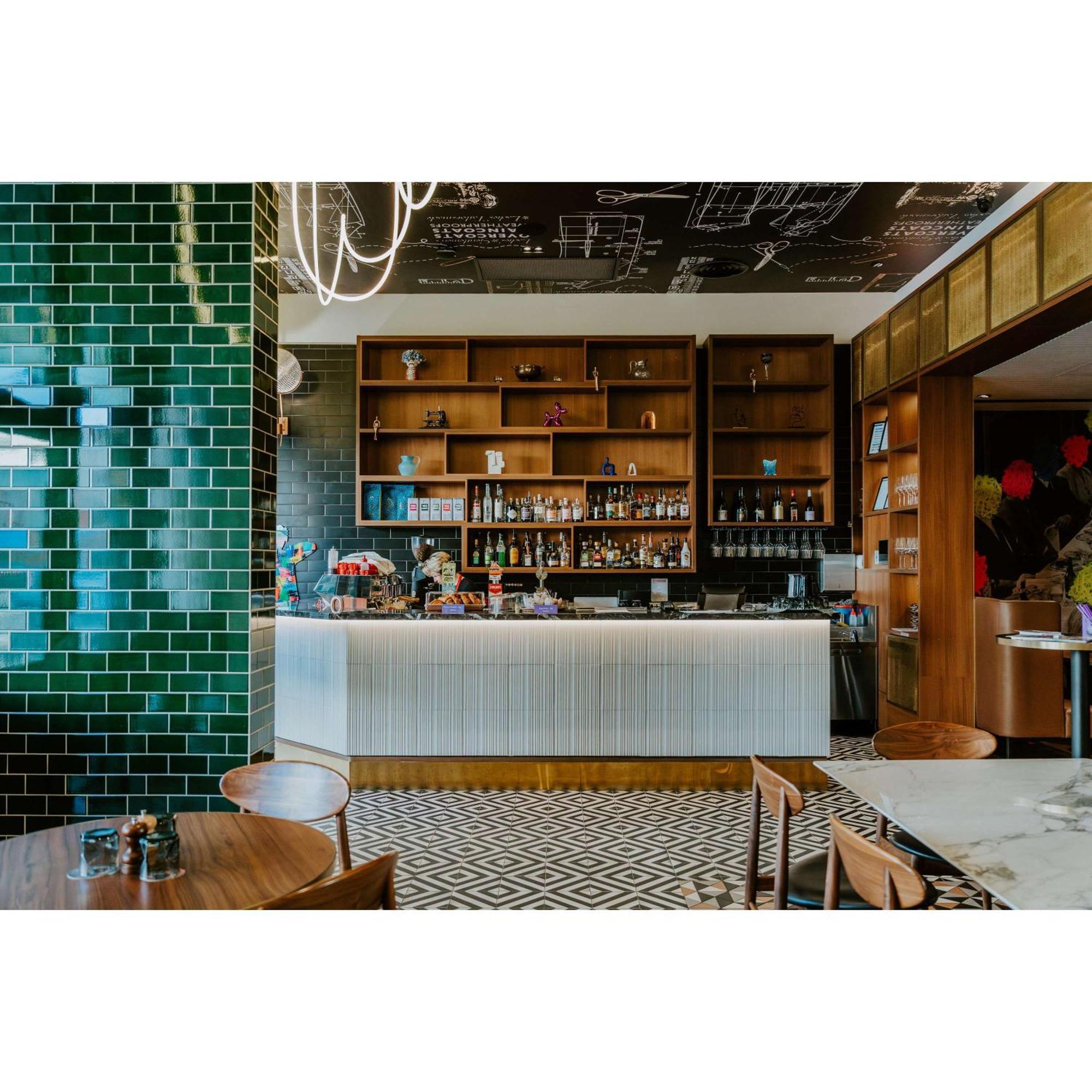 The Motley Hotel Richmond, Tapestry Collection By Hilton Melbourne Bagian luar foto